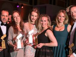 Jan Taminiau, rechts, met de andere winnaars (foto: Marie Claire)