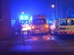 Man overleden na val van balkon in Breda. (foto: Perry Roovers/SQ Vision)