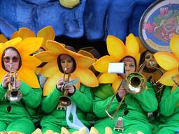 De zonnebloemen van Van Gogh (foto's: Lobke Kapteijns). 