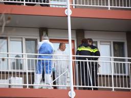 Rechercheurs doen onderzoek (Foto: Gabor Heeres/SQ Vision