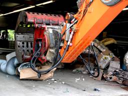 Politie doet inval in loods met spullen voor hennepkwekerij in Rijen