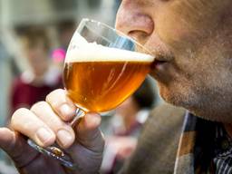 De Nieuwe Markt in Roosendaal is dit weekend het domein van liefhebbers van speciaalbieren (Archieffoto: ANP)