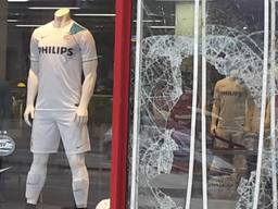 Fanshop PSV in Eindhoven geplunderd