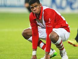 Luis Pedro in het shirt van FC Emmen (foto: VI Images)