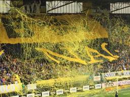 Het stadion voorafgaand aan een wedstrijd. (Foto Ronald Sträter)