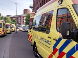 Meerdere ambulances werden opgeroepen. (Tom van der Put/SQ Vision).