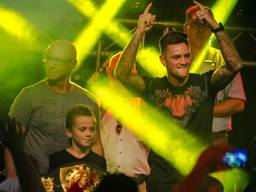 Helmond is apetrots op Nieky Holzken