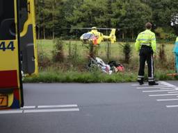 De man kwam onder zijn motor terecht (foto: Erik Haverhals/ FPMB).