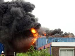 Veel rook en vuur (Foto: Martijn van Bijnen, FPMB) 