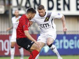 Kevin Brands redt punt voor NAC (foto: VI Images) 