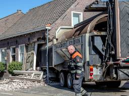 Ravage in Heeze: trailer ramt huis aan de Ginderover