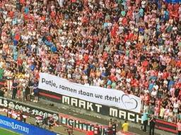 Fans PSV steunde Lodewijks met spandoek (foto: Archief)