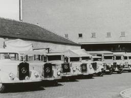 Vrachtwagens bierbrouwerij De Drie Hoefijzers in Breda, 1940 (bron: Stadsarchief Breda)