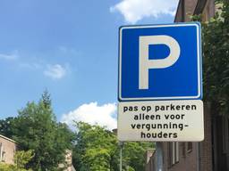 Wachten op parkeervergunning duurt jaren in Den Bosch (foto: Mattijs Smit)