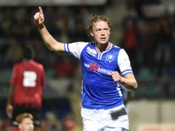 Paul Beekmans maakt de 1-0 (foto: Henk van Esch Fotografie) 