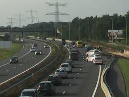 Ongeval op de A50 bij Uden (foto: AS Media).