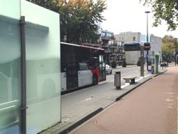 De bushalte Stadhuisplein in Tilburg. (foto: Sid van der Linden)