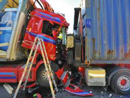 Trucker (25) overleden bij ongeluk. (foto: Rico Vogels/SQ Vision)