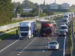 Er vielen geen gewonden bij het ongeval (Foto: Perry Roovers)