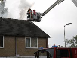 De brandweer zette een hoogwerker in. (foto: Christian Traets/SQ Vision).