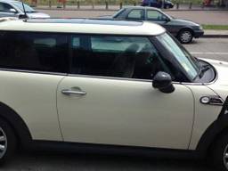 De gestolen Mini (bron: Facebook) 