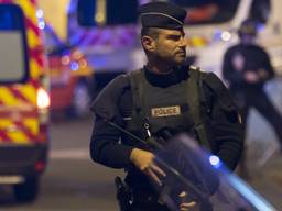 De veiligheidsmaatregelen in Parijs zijn opgeschroefd. (foto: ANP).