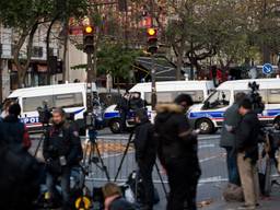 Journalisten zijn massaal in Parijs om verslag te doen van de aanslagen. (Foto: ANP).