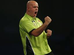 Ontlading bij Michael van Gerwen (foto: Lawrence Lustig/PDC)