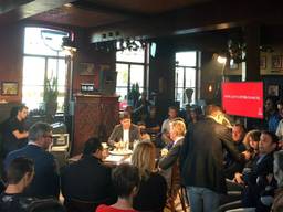 Debat in de coffeeshop van The Grass Company in Tilburg