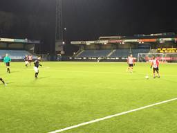 Jong-PSV stond bij rust al voor. (Foto: Paul Post).