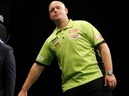 Michael van Gerwen verliest (foto: Lawrence Lustig/PDC)