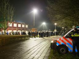 In Oosterhout verliep een druk bezochte informatie-avond in Oosterhout over de komst van asielzoekers rustig.