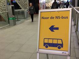 Er worden snel- en stopbussen ingezet vanwege werkzaamheden op het spoor.