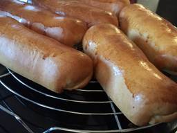 Wie bakt het Lekkerste Brabantse Worstenbroodje? (foto: Floyd Aanen)