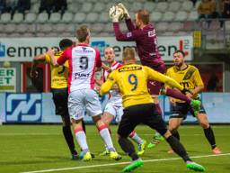 NAC-trainer Marinus Dijkhuizen na de nederlaag tegen FC Emmen: 'Het toont de labiele ploeg die we hebben'