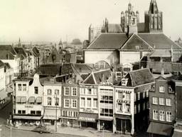 Café Tivoli in het ingestorte pand in Den Bosch in 1965