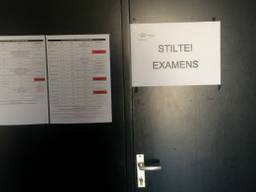 Stilte voor de examens. Foto: Koen Wijn