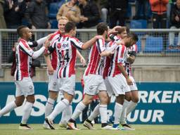 Willem II viert de 1-0 van Andersen (foto: Orange Pictures)