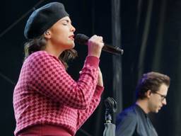 Caro Emerald sloot Jazz in Duketown af (foto: Edwin van Tilburg)