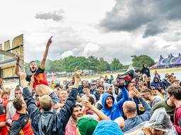 Belgische supporters vieren feest op We Are Electric. (Foto: We Are Electric/Twitter)