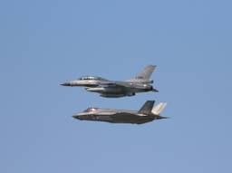 De JSF boven Gilze - Rijen (foto: Mathijs Bertens / Stuve Fotografie)