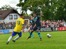 VV Dongen aan het begin van dit seizoen in de voorbereiding tegen PSV.