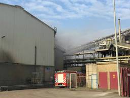 Brand bij afvalverwerkingsbedrijf ATM in Moerdijk