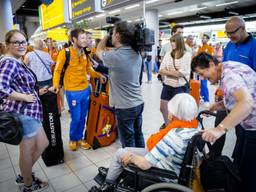 54 Nederlandse olympiërs zonder medaille weer terug op Nederlandse bodem