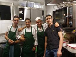 Kebab met spruitjes: Iraakse combineert Hollandse en Arabische keuken in Den Bosch