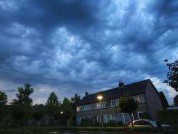 Een dreigende lucht boven Bladel. (Foto: SQ Vision)