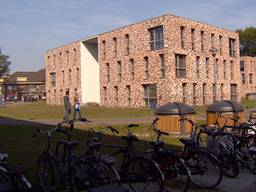 Het azc bij Grave