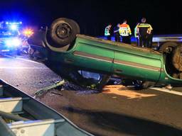 Woordvoerdwer Stan Verberkt van de marechaussee over de achtervolging vannacht op de A67 waarbij een auto bij Mierlo over de kop sloeg