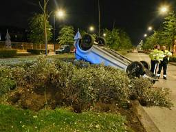 De auto is zwaar beschadigd. (Foto: Toby de Kort/De Kort Media)