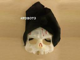 Het masker dat de jongen droeg (foto: Politie)